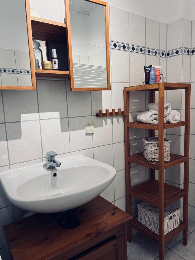 Charmante Ferienwohnung In Dresden Striesen - Frau Pie Appartement Exterior foto